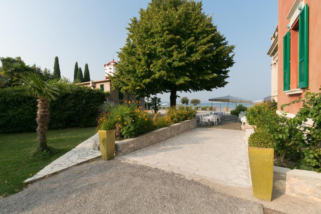 Villa Pioppi Hotel Sirmione Exterior foto